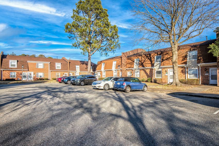 Hampstead Heath Luxury Homes, 1 Hampstead Heath Way, Hampton, VA RentCafe